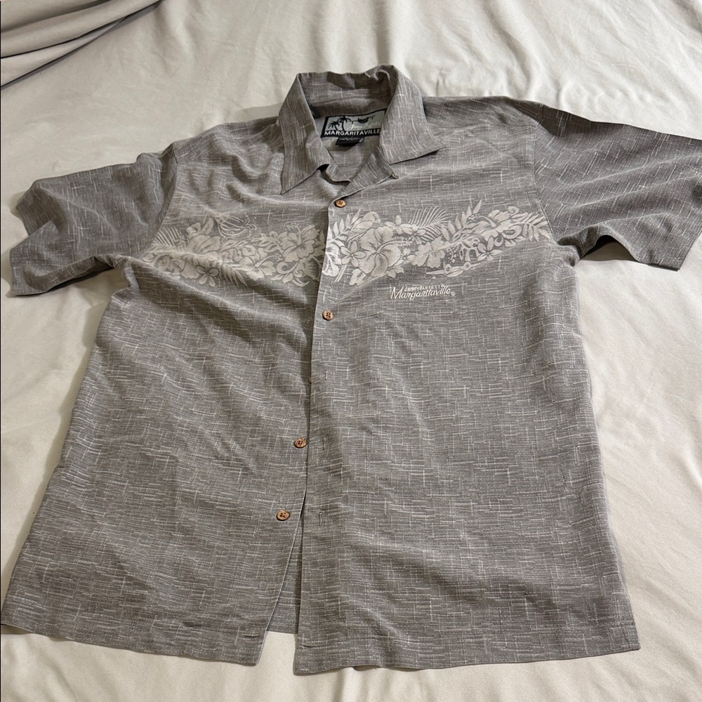 Margaritaville Men's Gray Floral Button-Down Shirt - Picture 1 of 4